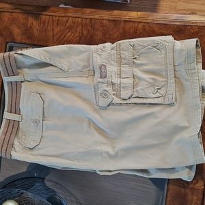 Men Cargo Shorts w Cell Pocket size 42 LIKE NEW